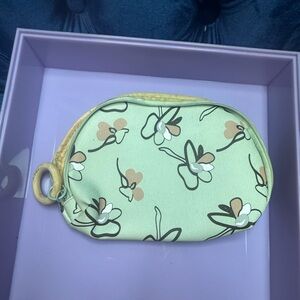 4/$10 Ipsy Green and Beige Floral Cosmetic Pouch